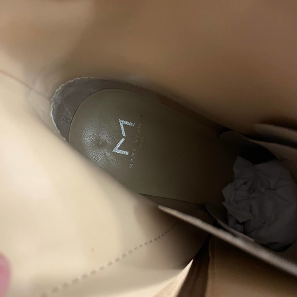 NWOT Marc Fisher LTD Ulani Point Toe Leather Chunky Heeled Booties Size 10 - Picture 8 of 9